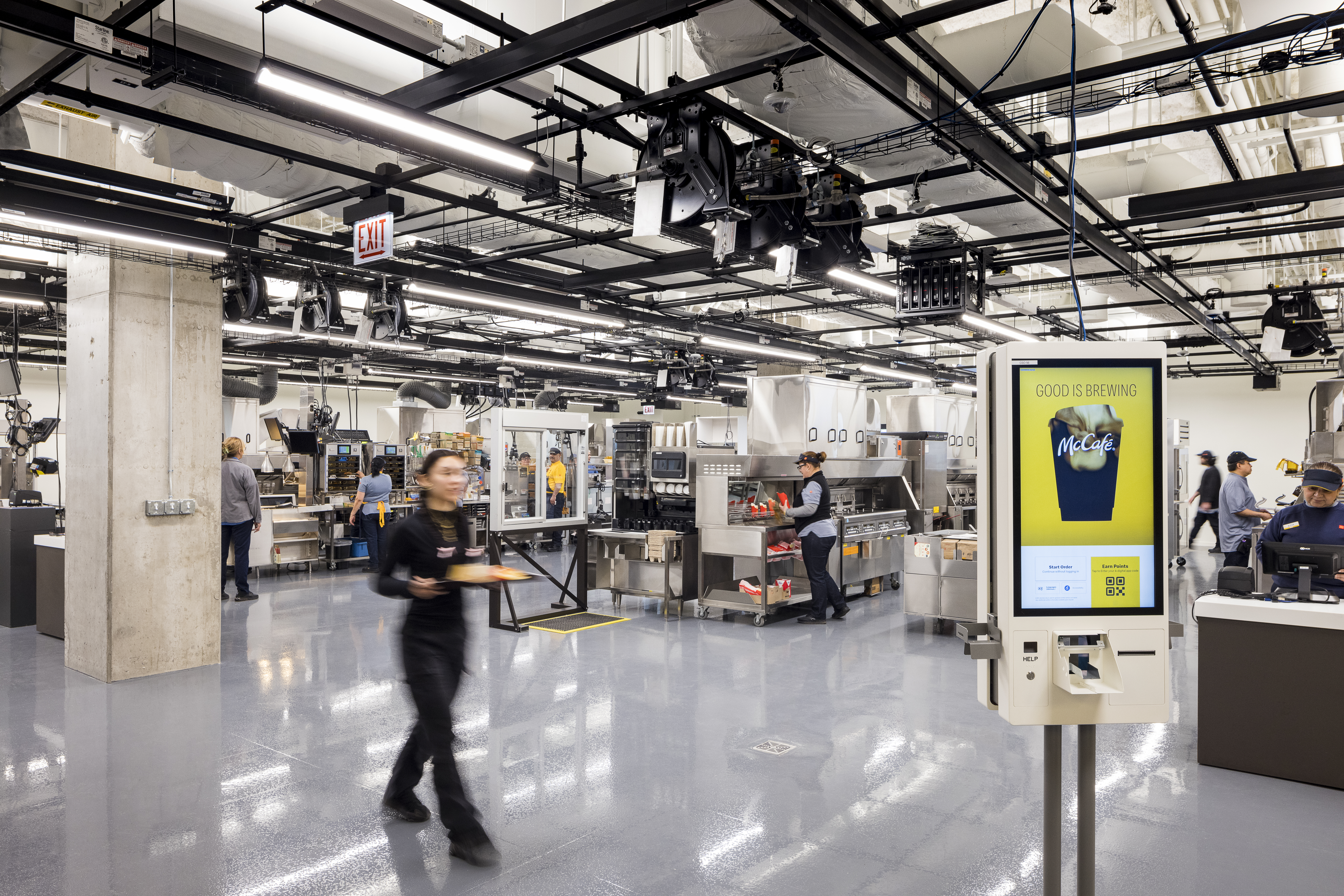 The customizable restaurant floor and rigged grid system in the restaurant’s ceiling 