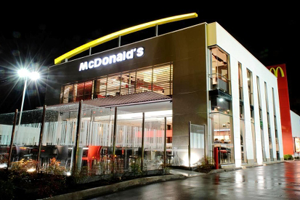 McDonalds La Deheza, Chile